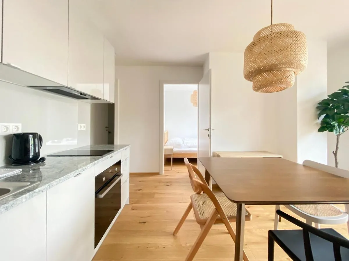 Stad10 - Apartments Very Close To Subway U2 Stadlau Wenen