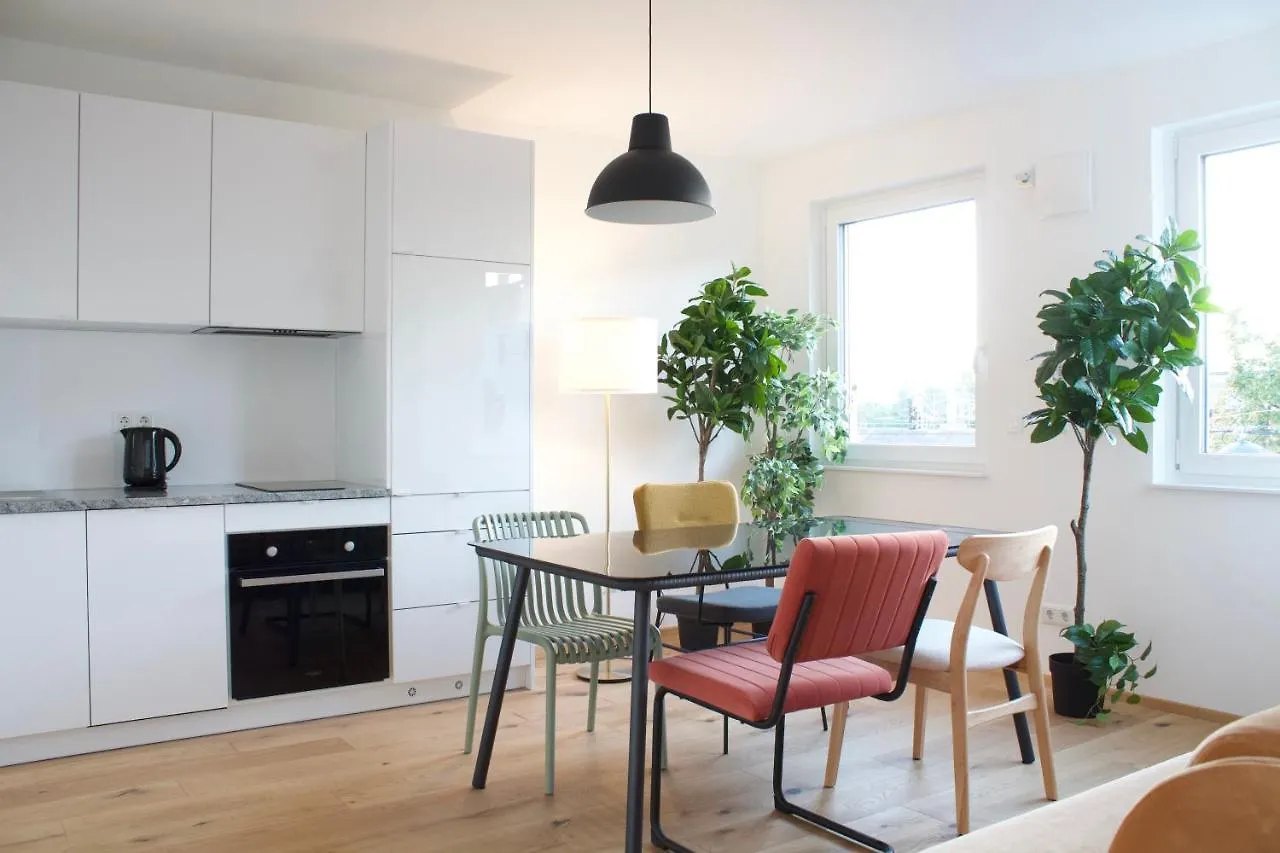Stad10 - Apartments Very Close To Subway U2 Stadlau Wenen