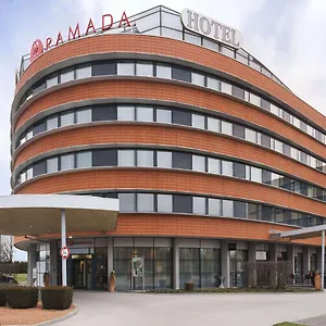 Ramada By Wyndham Graz Унтерпремстеттен