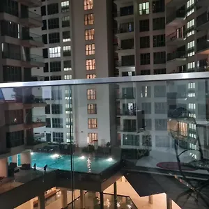 At Regalia Sky Pool Apartamento Kuala Lumpur