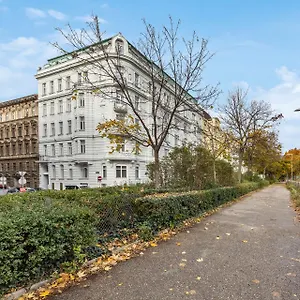 Limehome Rossauer Laende Appartement