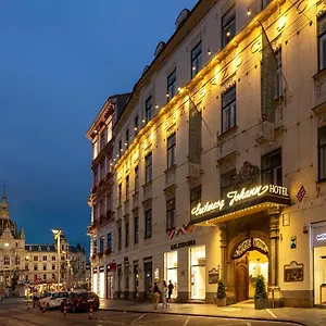 rezervați aici