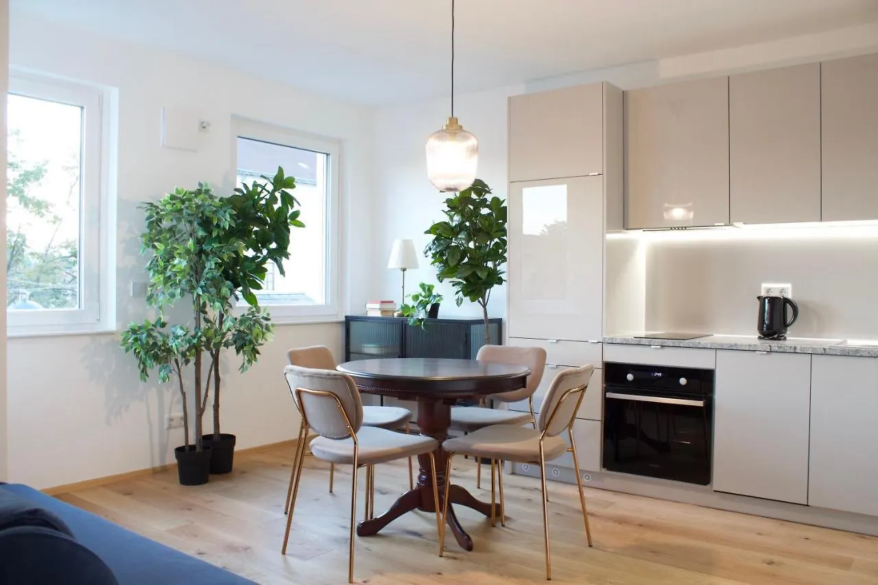Stad10 - Apartments Very Close To Subway U2 Stadlau Vienna Austria