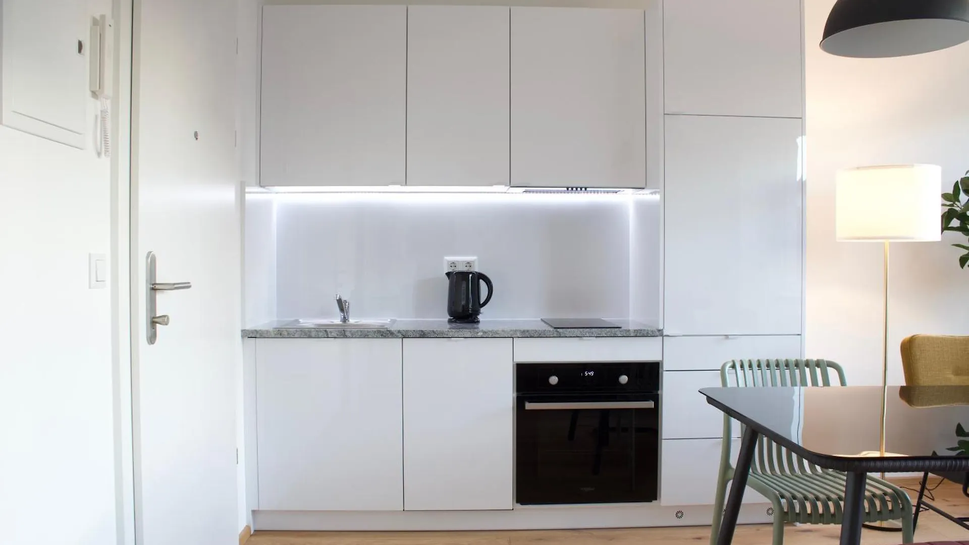 Stad10 - Apartments Very Close To Subway U2 Stadlau Vienna
