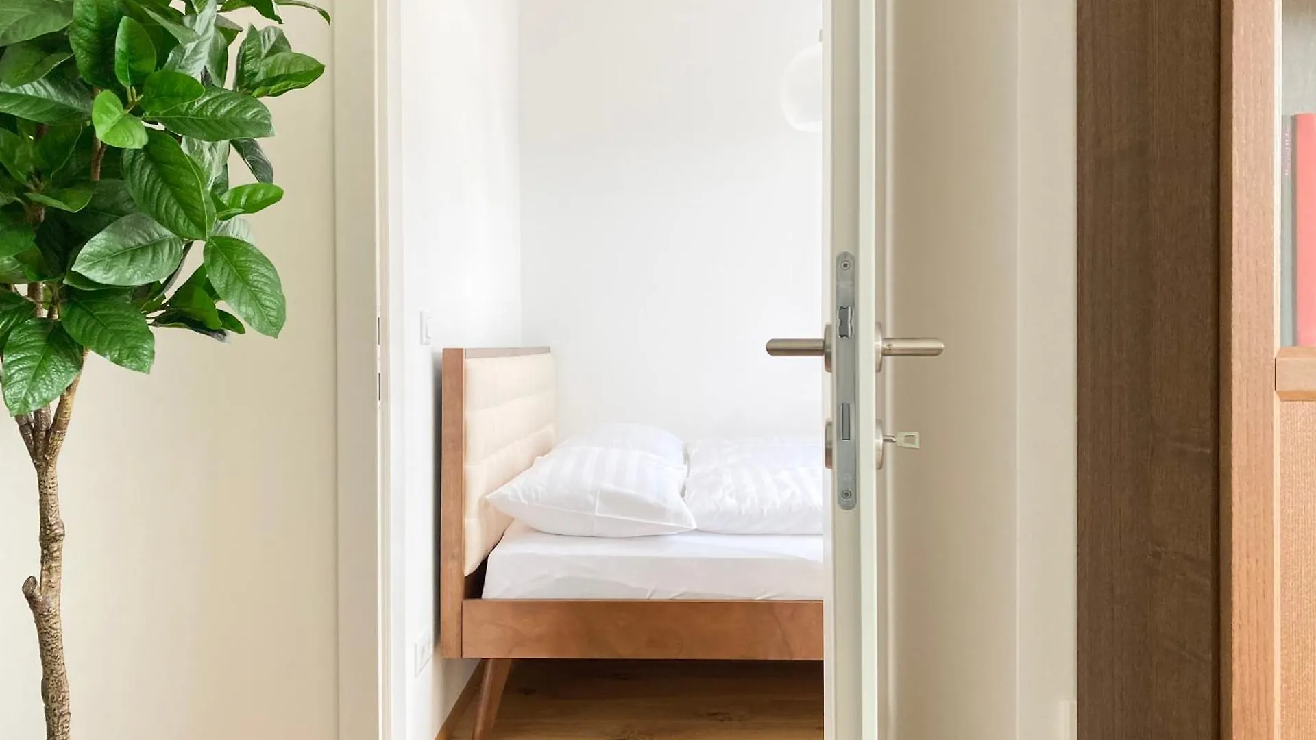 Stad10 - Apartments Very Close To Subway U2 Stadlau Vienna Austria